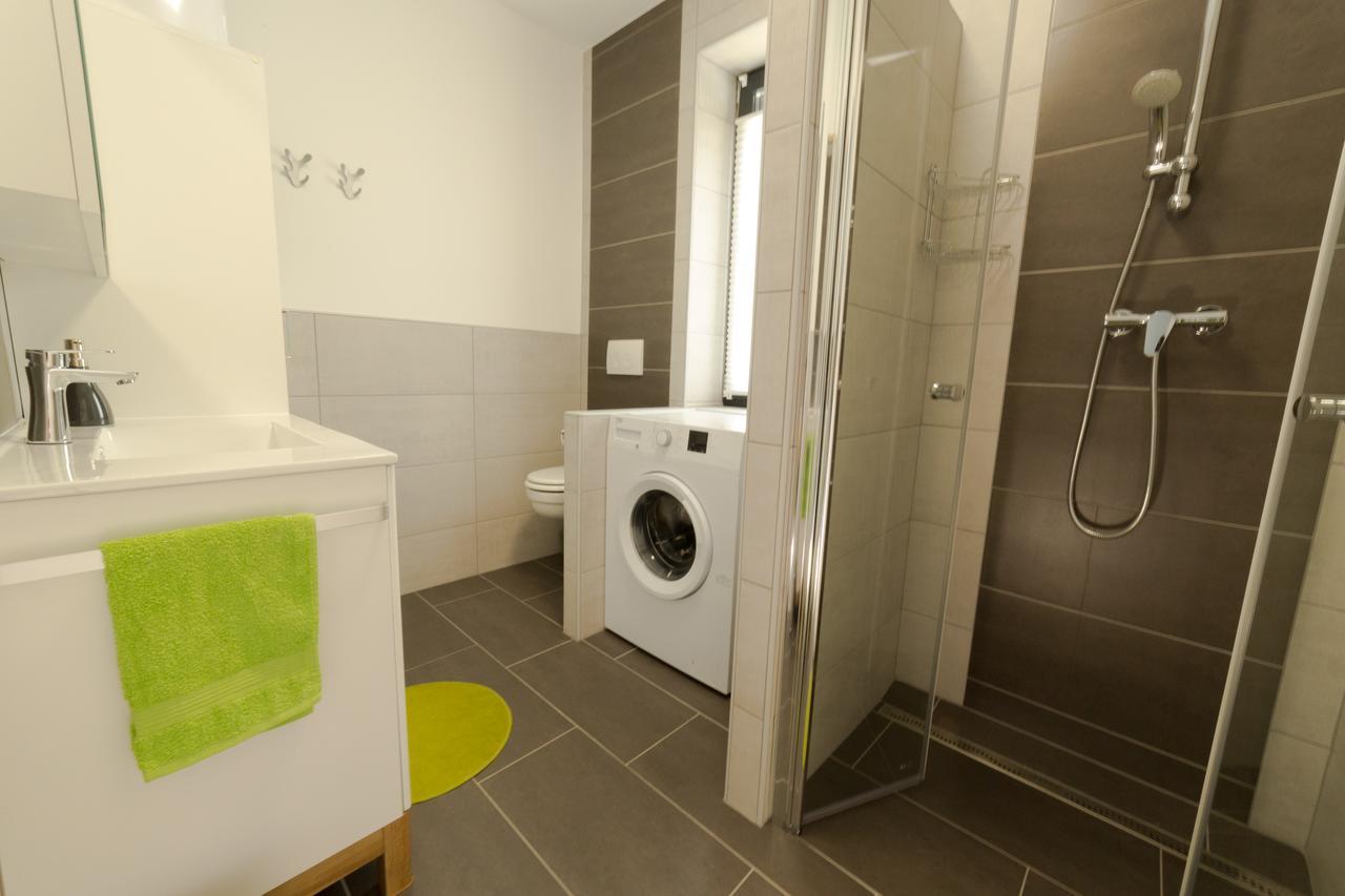 Apartma Mariposa Apartment