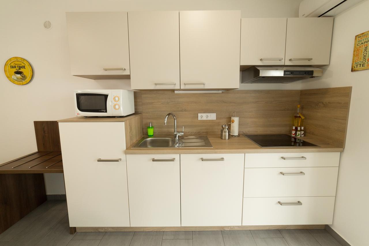 Apartma Mariposa *
